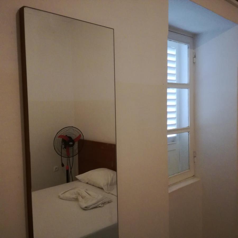 Morabeza Kriol Hostel Прайя Экстерьер фото
